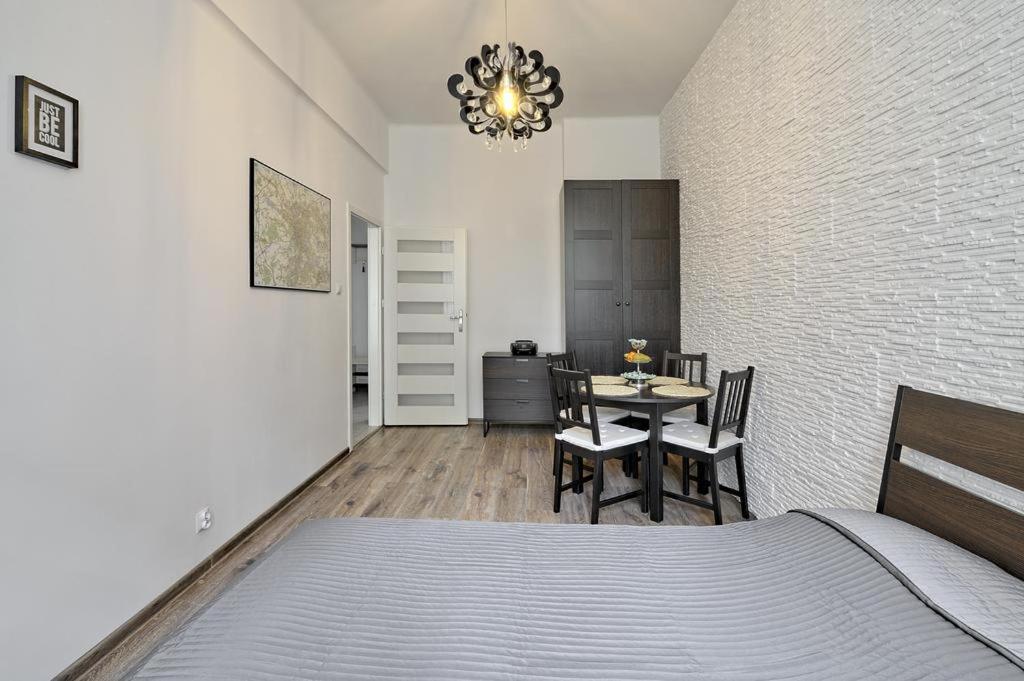 Apartament W Centrum :) 크라쿠프 외부 사진